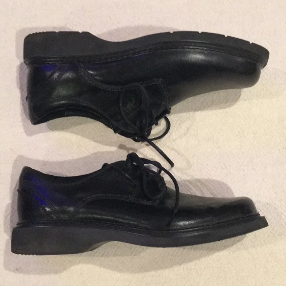 Clarks | EUC Men’s Black Oxfords 9